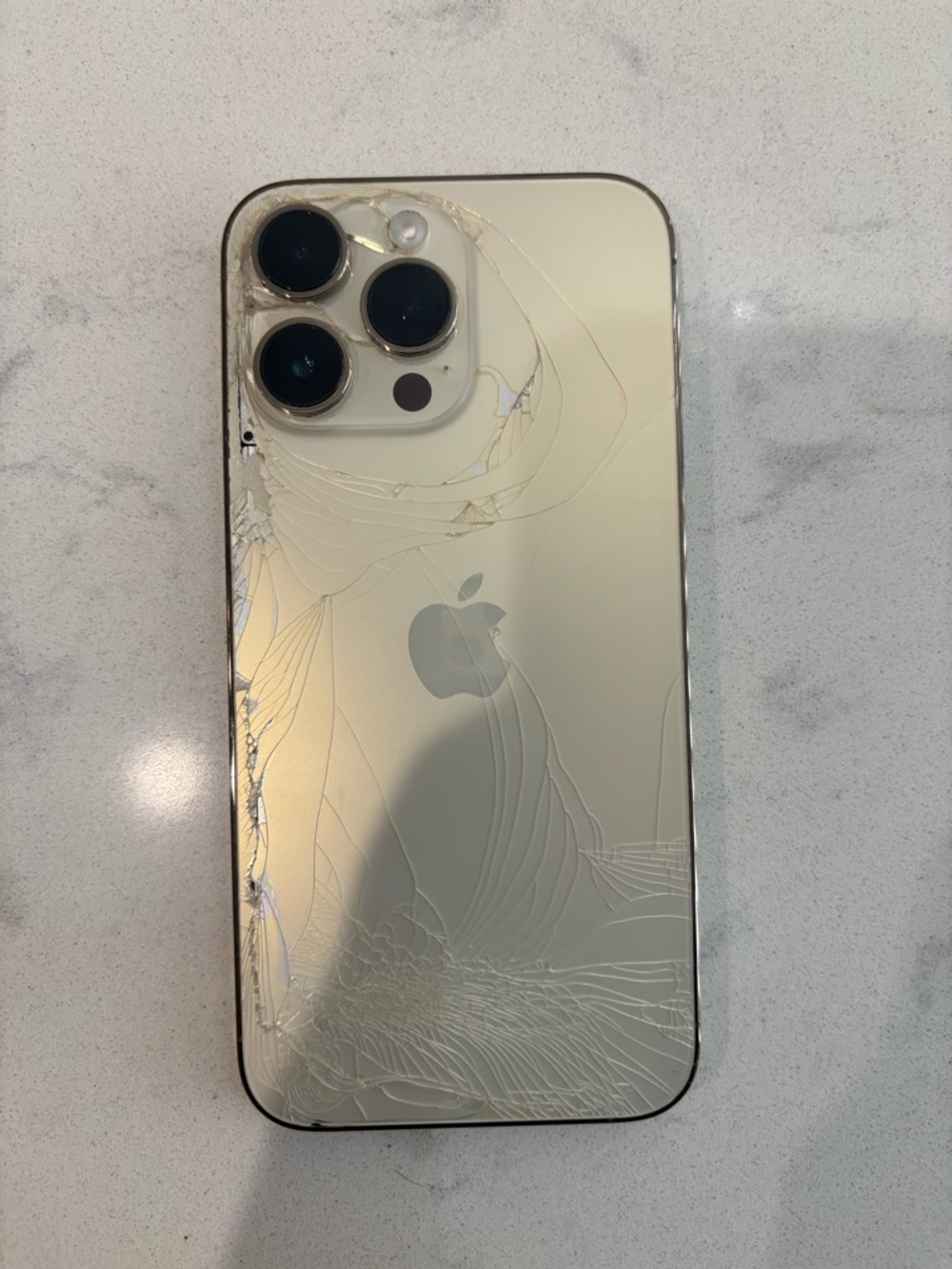14 Pro Max 128gb (Cracked Back) - Unlocked Smartphone - Picture 4 of 4